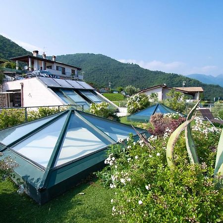 Villa Livia Luxury Roe Bagian luar foto