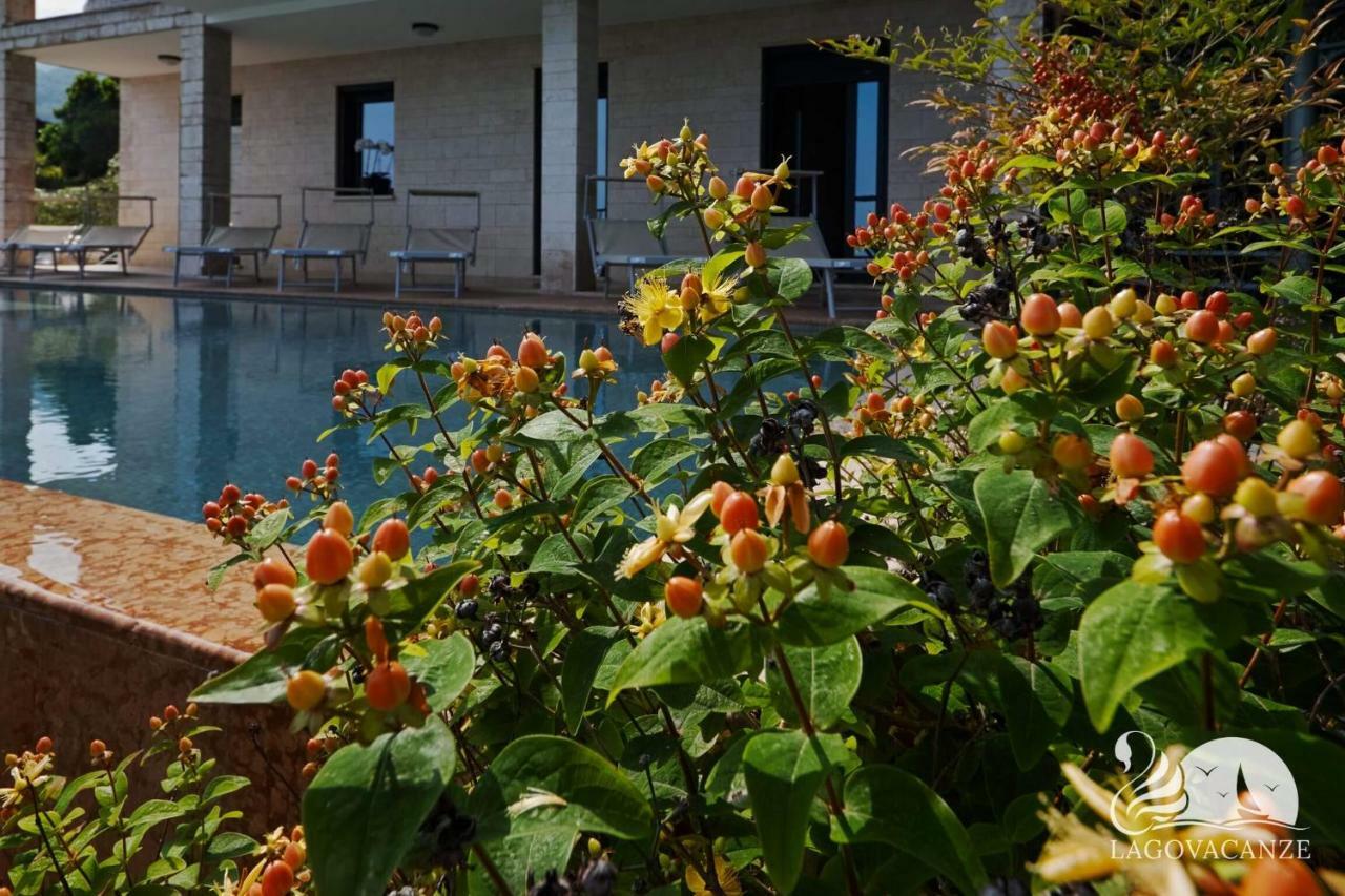 Villa Livia Luxury Roe Bagian luar foto