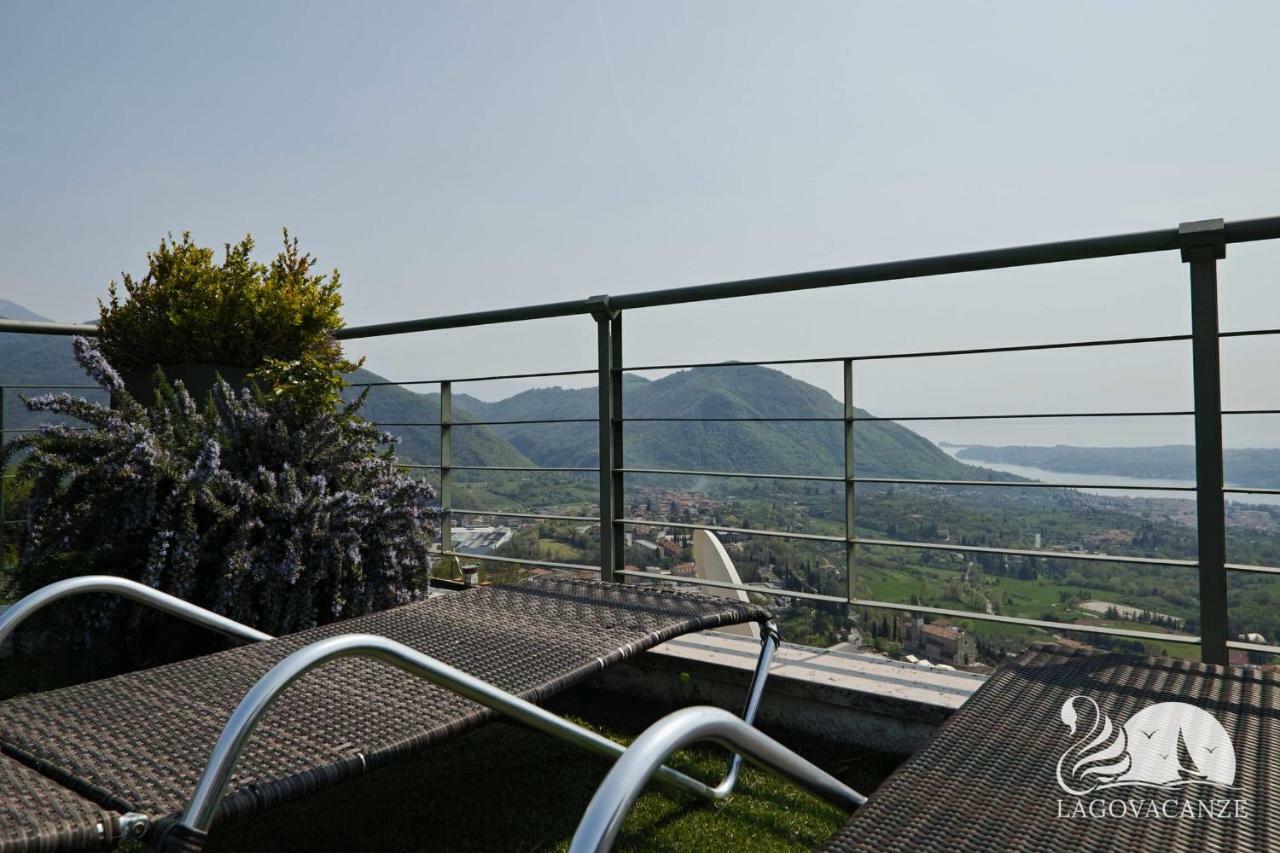 Villa Livia Luxury Roe Bagian luar foto
